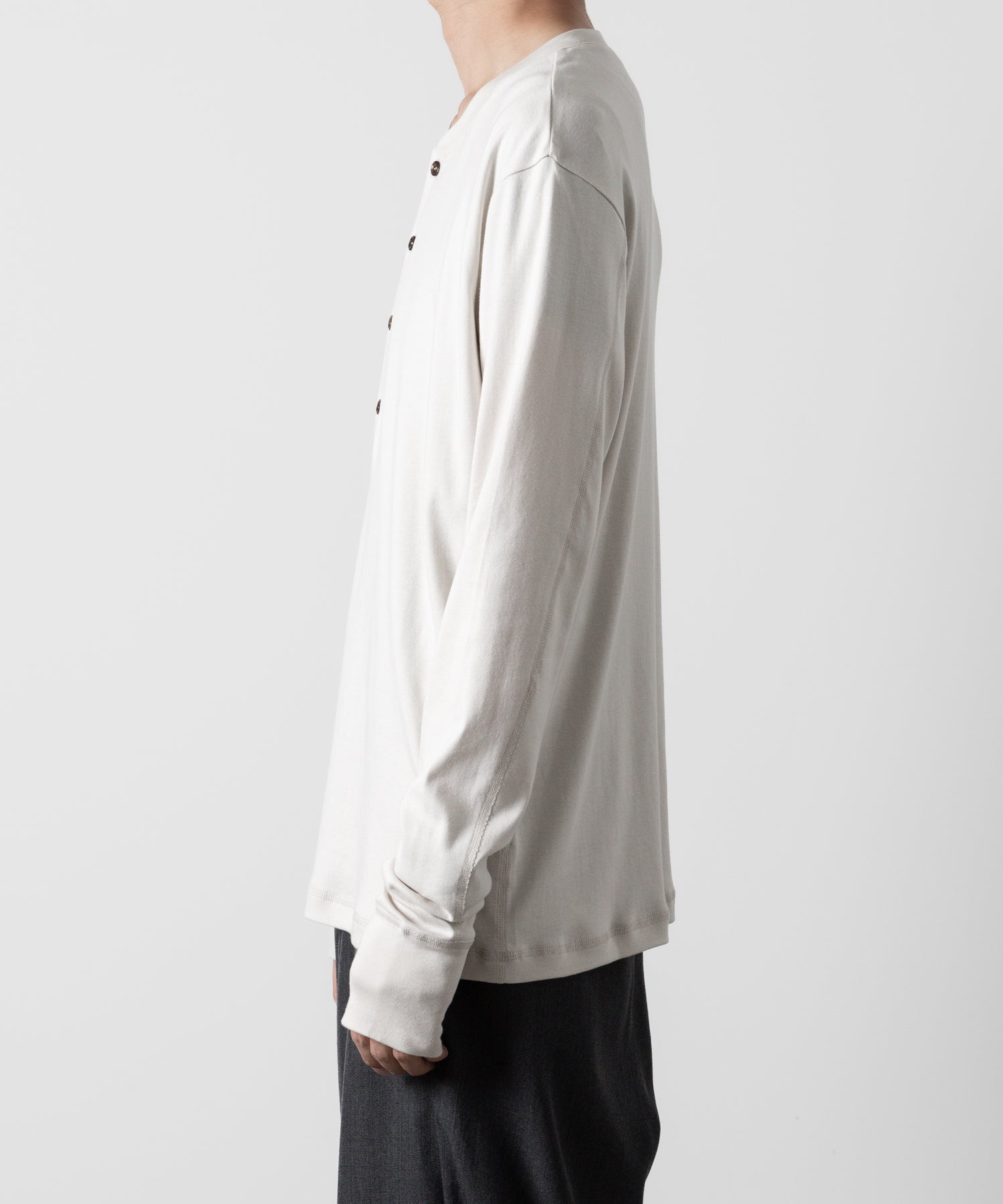 ATTACHMENT アタッチメントのSVIN CO RIB HENLEY NECK L/S TEE - OFF WHITE 公式通販サイトsession福岡セレクトショップ