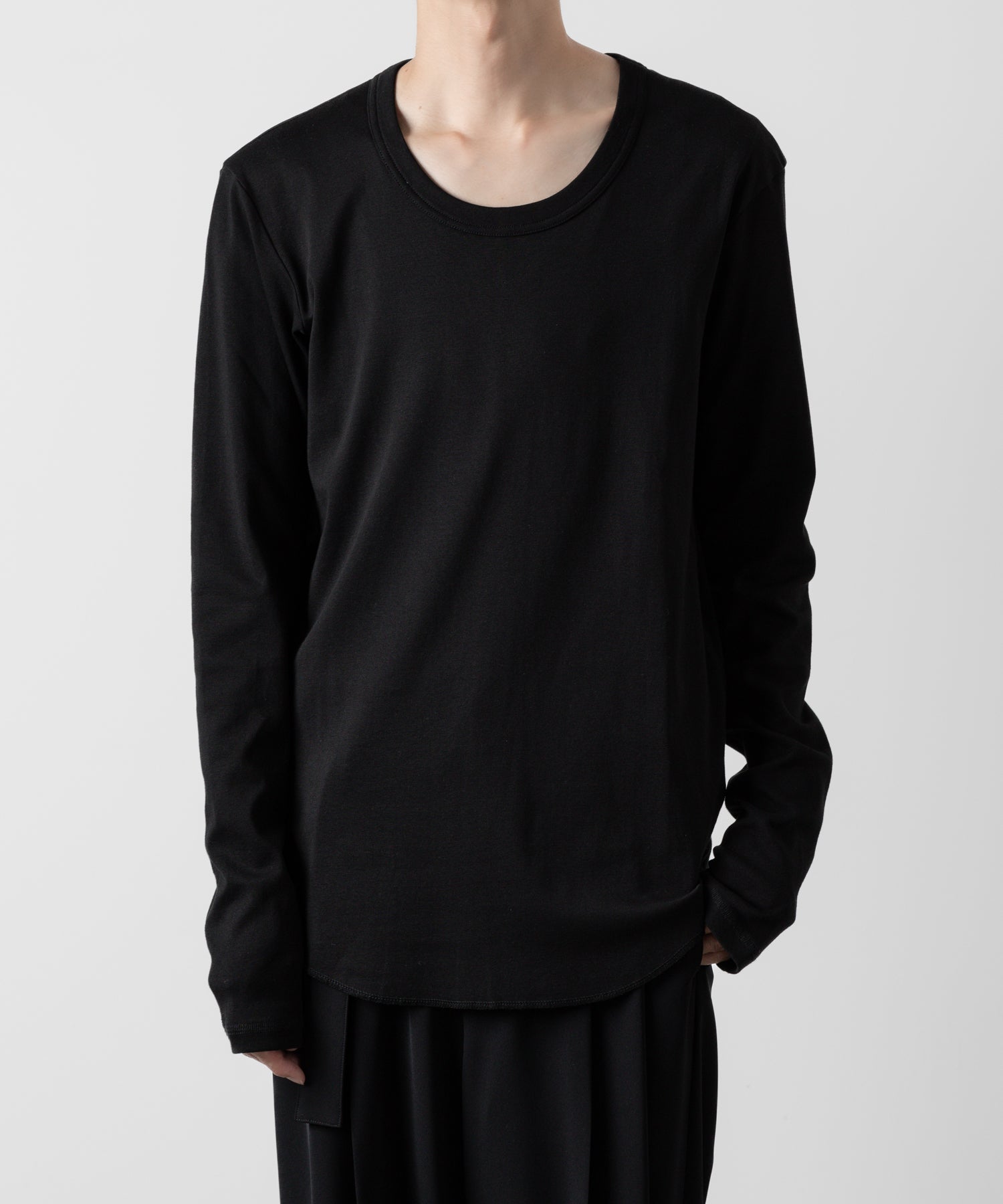 ATTACHMENT アタッチメントのSVIN CO RIB O-NECK L/S TEE - BLACK 公式通販サイトsession福岡セレクトショップ