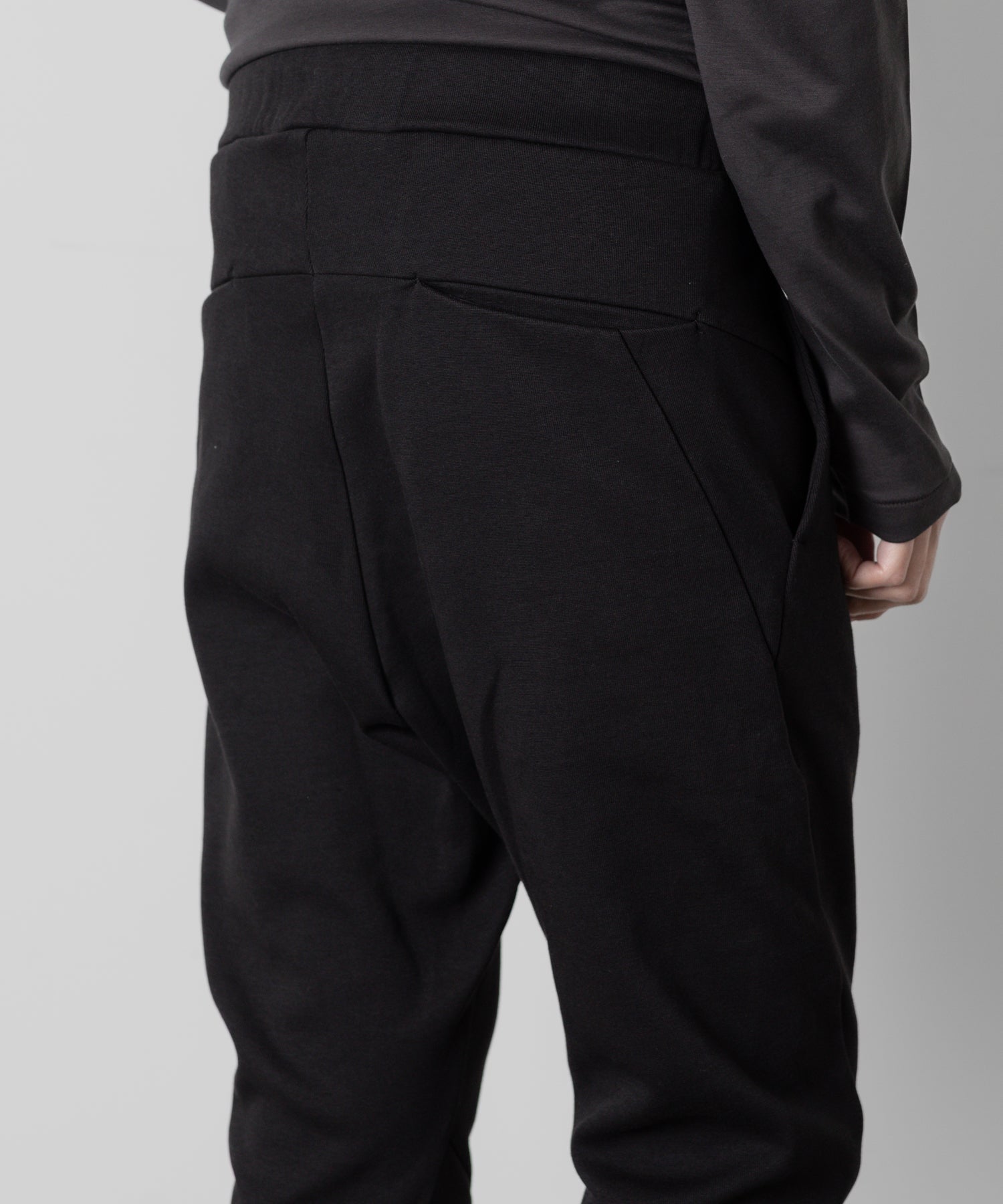 【ATTACHMENT】ATTACHMENT アタッチメントのCO/PE DOUBLE KNIT THREE DIMENSIONAL WIDE PANTS - BLACK 公式通販サイトsession福岡セレクトショップ
