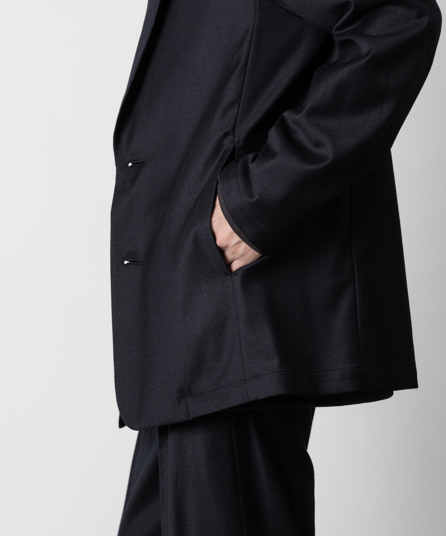 ATTACHMENT アタッチメントのWASHABLE WO/PE STRETCH SAXONY OVERSIZED LIGHT JACKET - NAVY 公式通販サイトsession福岡セレクトショップ