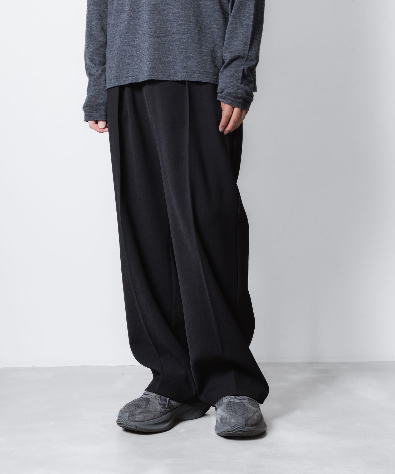 VEIN ヴェインのPE KERSEY 1TUCK TROUSERS - BLACKの公式通販サイトsession福岡セレクトショップ