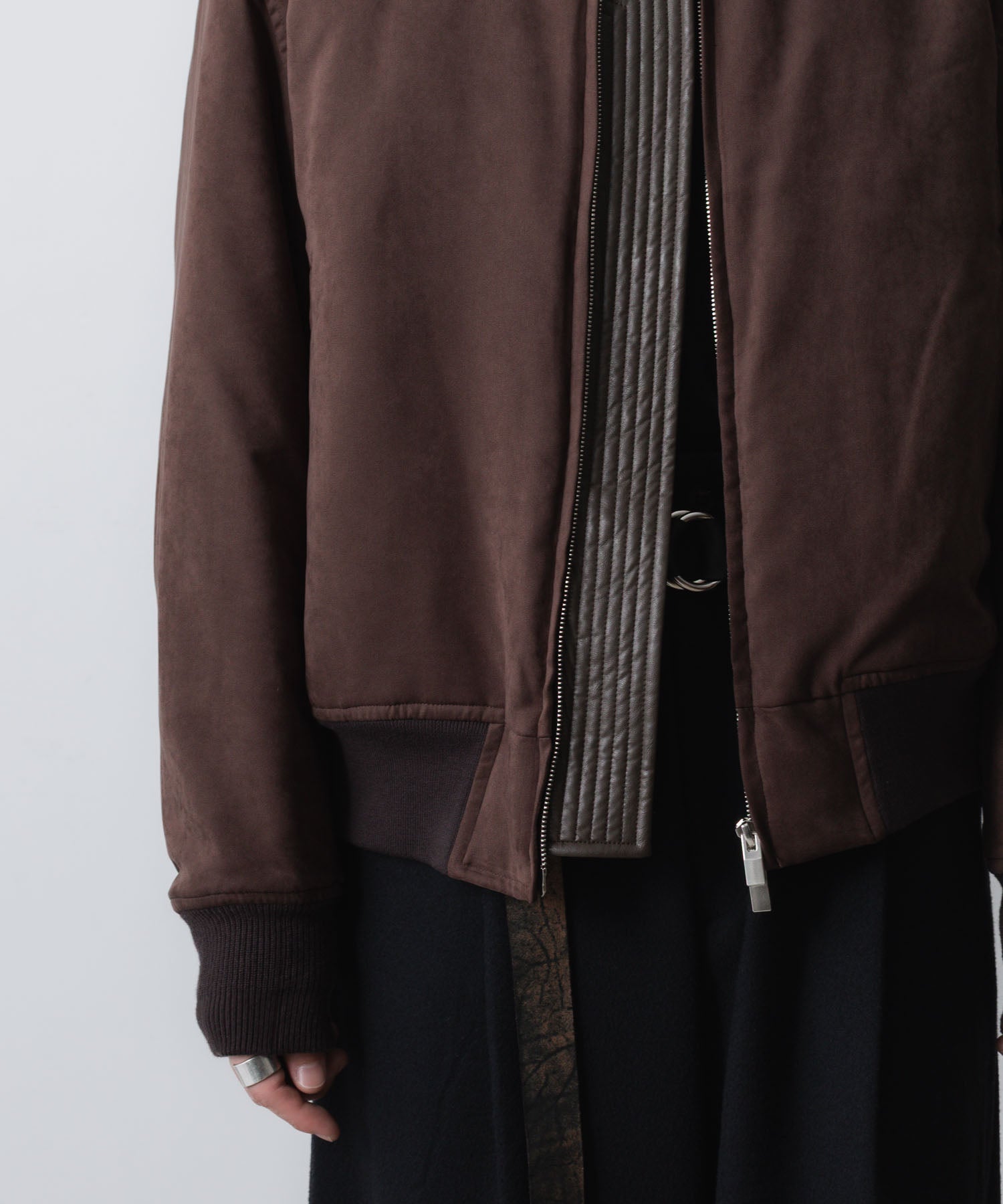 VEIN ヴェインのSYNTHETIC SUEDE LEATHER BOMBER JKT - BROWNの公式通販サイトsession福岡セレクトショップ