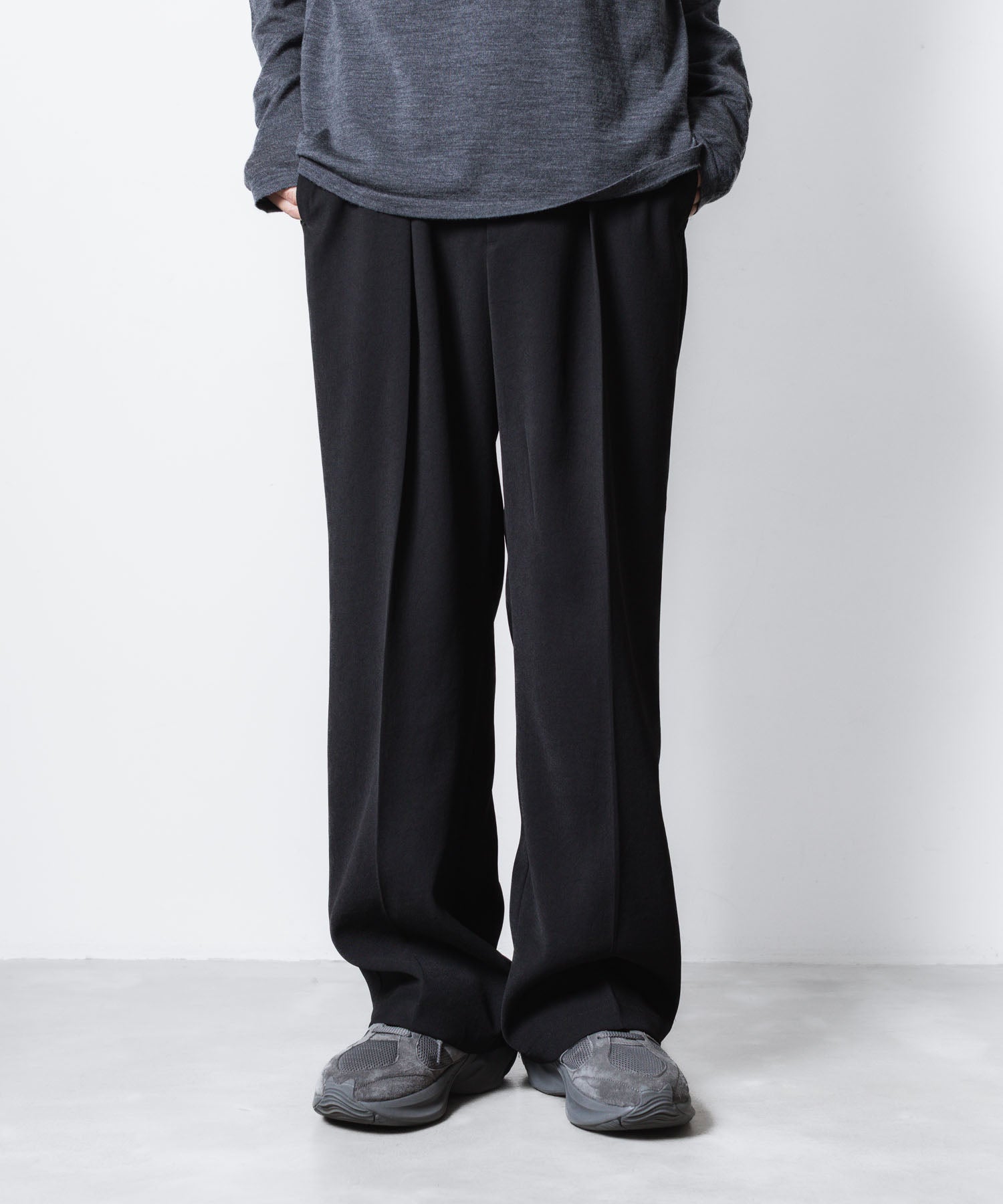 VEIN ヴェインのPE KERSEY 1TUCK TROUSERS - BLACKの公式通販サイトsession福岡セレクトショップ
