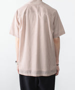 画像をギャラリービューアに読み込む, ATTACHMENT アタッチメントのWO/PE STRIPE OPEN COLLAR S/S SHIRT - S.REDの公式通販サイト
