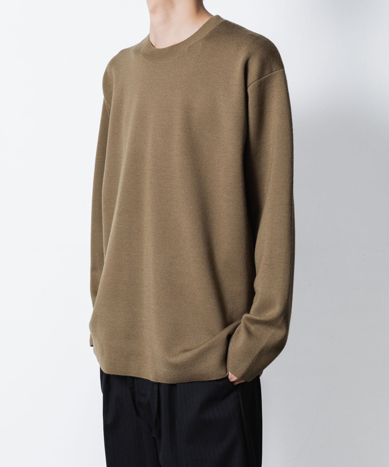 ATTACHMENT アタッチメントのWOxPE DOUBLE FACE KNIT CREW NECK PULLOVER - KHAKIの公式通販サイトsession福岡セレクトショップ