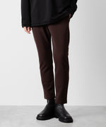 画像をギャラリービューアに読み込む, ATTACHMENT アタッチメントのPE STRETCH DOUBLE CLOTH NARROW TROUSERS - BROWN 公式通販サイトsession福岡セレクトショップ
