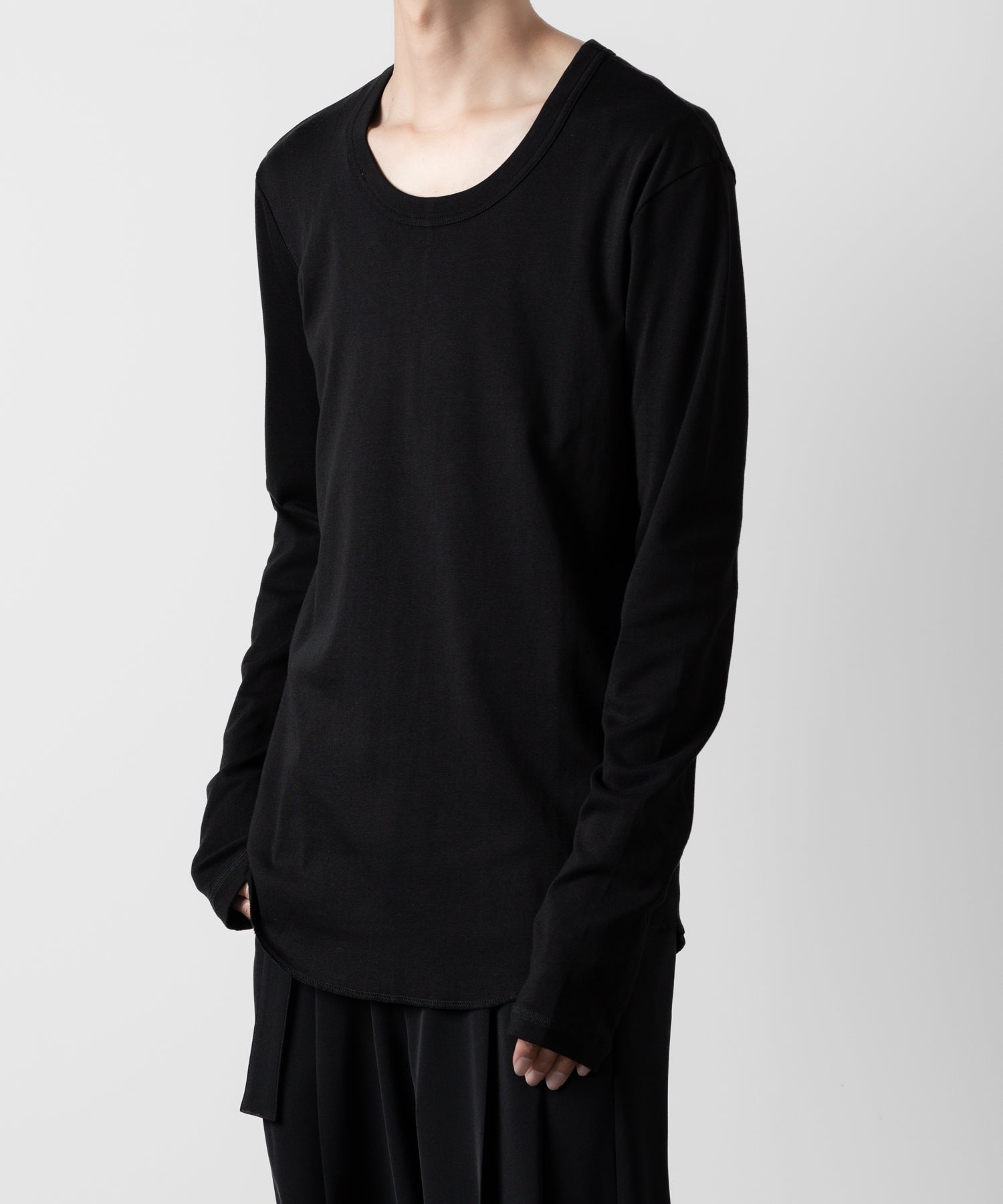 ATTACHMENT アタッチメントのSVIN CO RIB O-NECK L/S TEE - BLACK 公式通販サイトsession福岡セレクトショップ