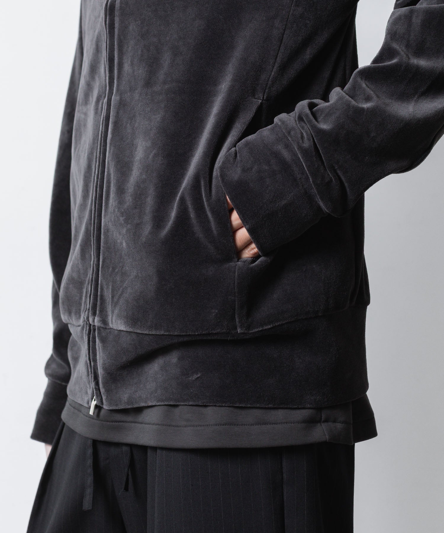 ATTACHMENT アタッチメントのCO/PE VELOR JERSEY TRACK JACKET - D.GRAYの公式通販サイトsession福岡セレクトショップ