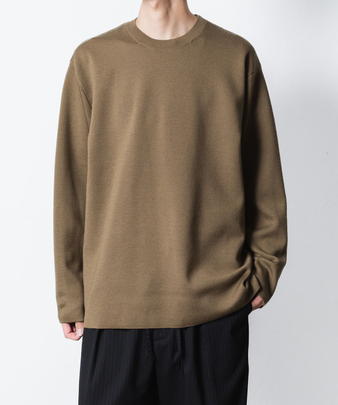 ATTACHMENT アタッチメントのWOxPE DOUBLE FACE KNIT CREW NECK PULLOVER - KHAKIの公式通販サイトsession福岡セレクトショップ