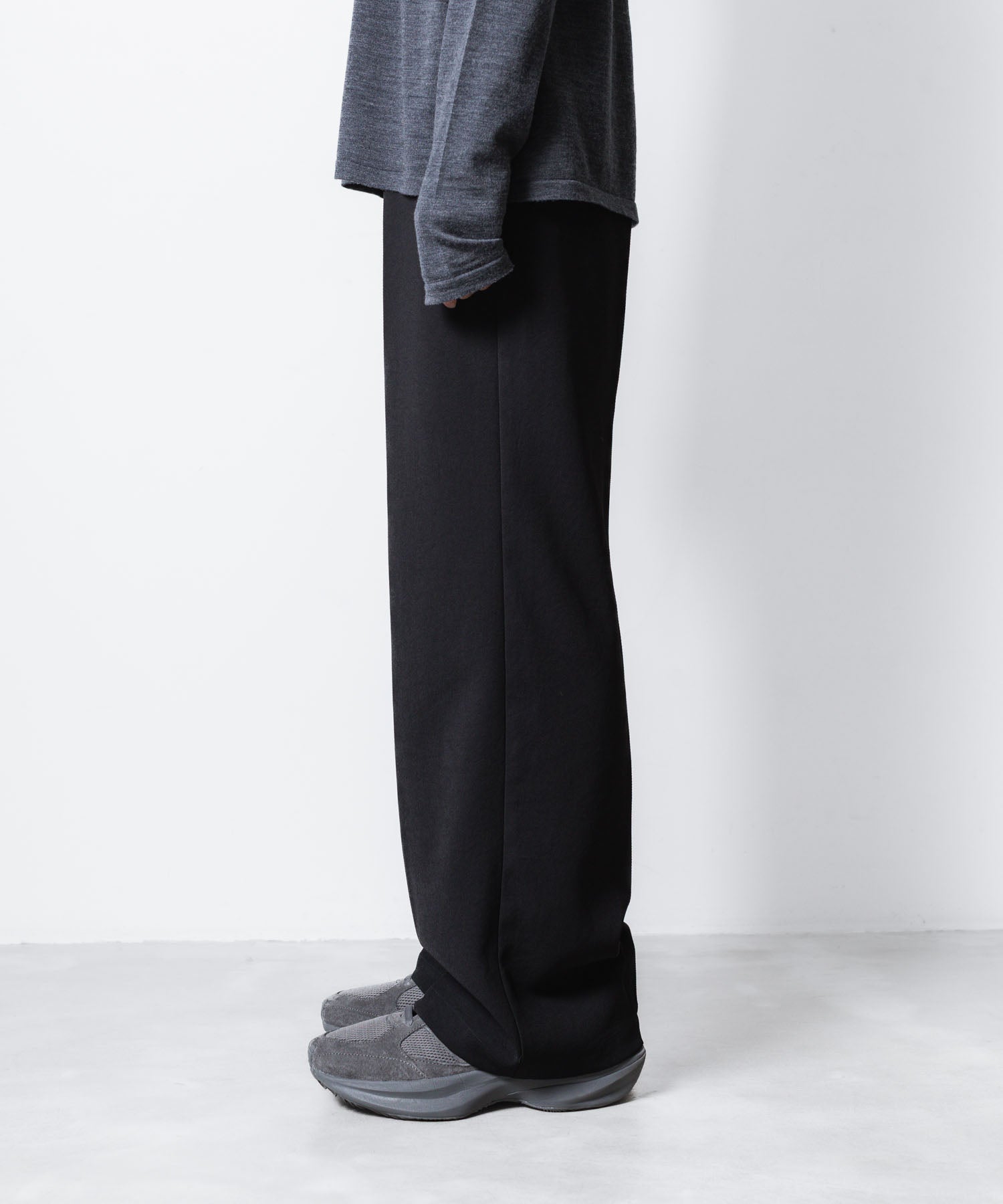 VEIN ヴェインのPE KERSEY 1TUCK TROUSERS - BLACKの公式通販サイトsession福岡セレクトショップ