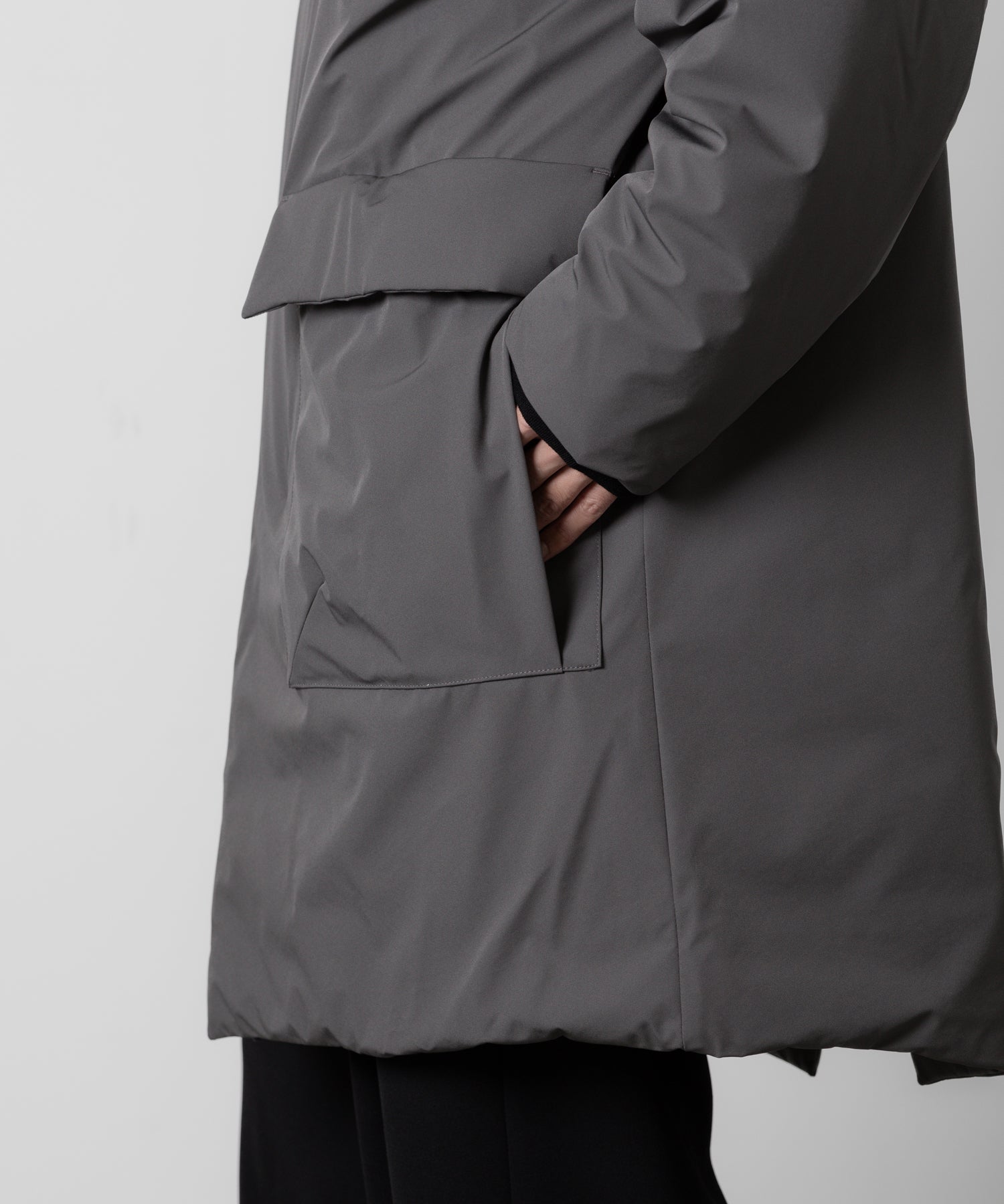 ATTACHMENT アタッチメントの3LAYER LIGHT TAFFETA UTILITY DOWN COAT - D.GRAY 公式通販サイトsession福岡セレクトショップ