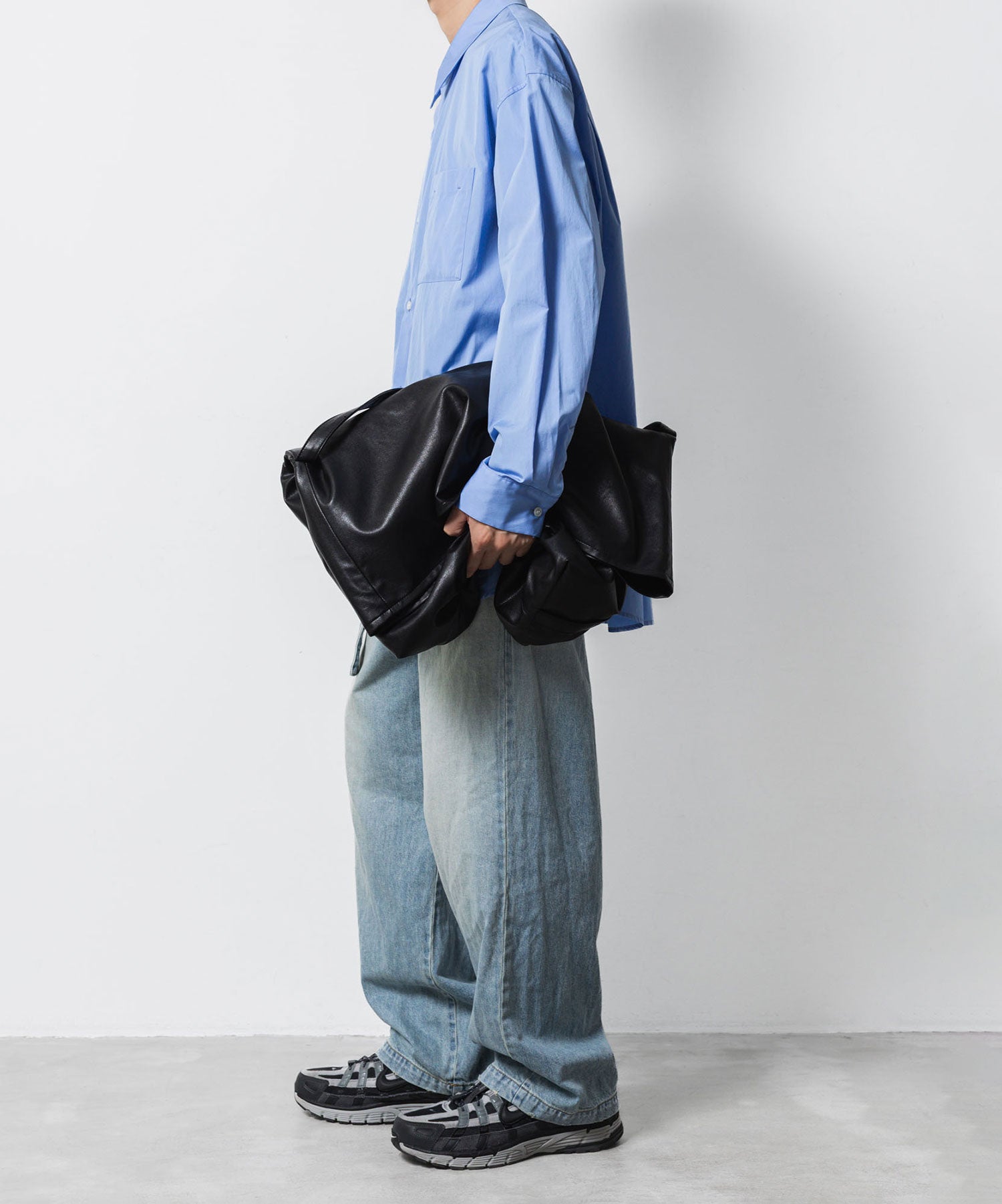 ATTACHMENT / EXCLUSIVE ITEMアタッチメントの11oz DENIM 1TUCK BELTED PANTS  - L.NAVYの公式通販サイトsession福岡セレクトショップ