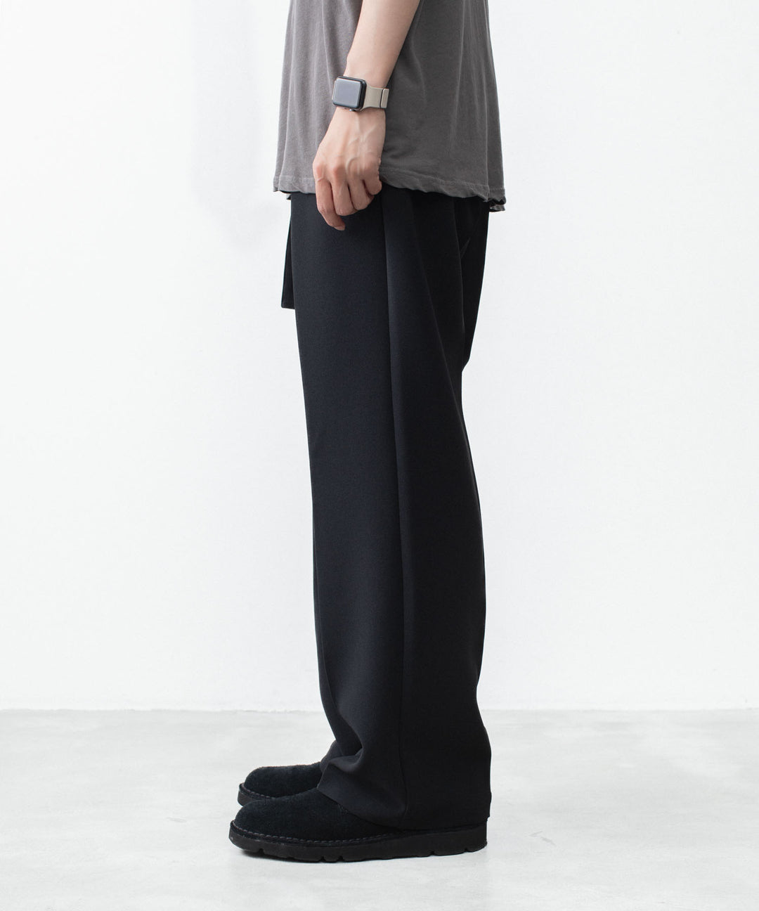 ATTACHMENT アタッチメントのPE STRETCH DOUBLE CLOTH BELTED STRAIGHT TROUSERS - BLACKの公式通販サイトsession福岡セレクトショップ
