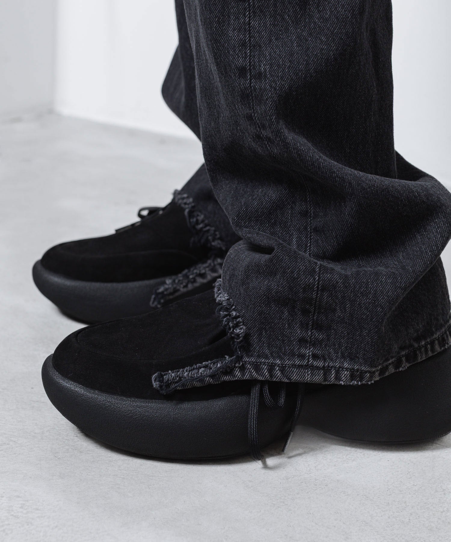 VEIN ヴェインの13OZ DENIM BOOT CUT TROUSERS - BLACKの公式通販サイトsession福岡セレクトショップ