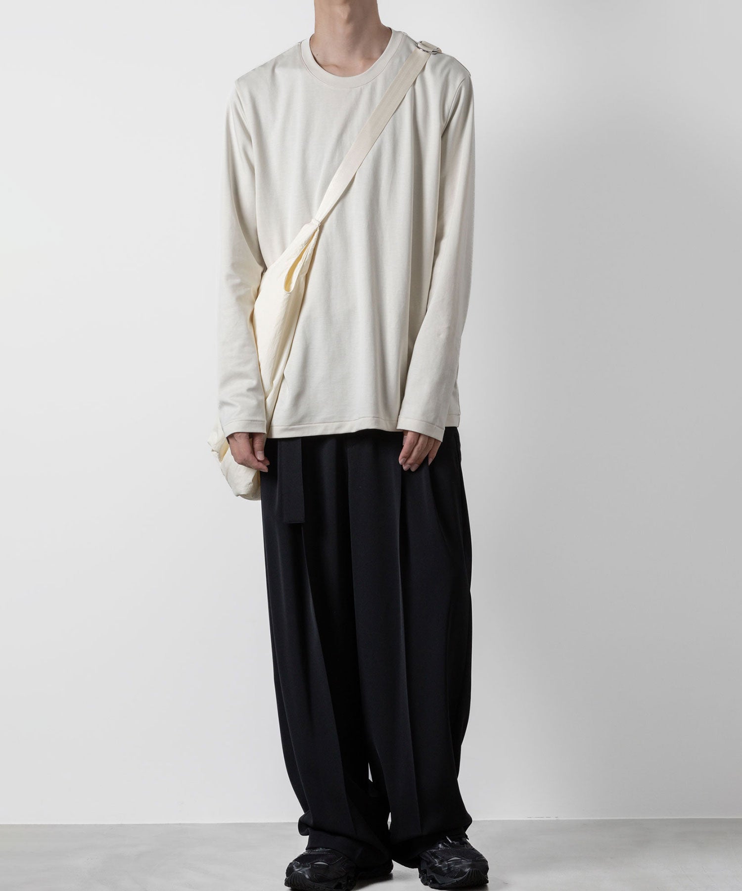 ATTACHMENT アタッチメントのCOTTON DOUBLE FACE SLIM FIT L/S TEE - OFF WHITE  公式通販サイトsession福岡セレクトショップ