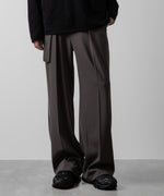 画像をギャラリービューアに読み込む, ATTACHMENT アタッチメントのPE STRETCH TWILL BELTED WIDE FIT TROUSERS - KHAKI GRAY 公式通販サイトsession福岡セレクトショップ
