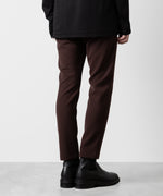 画像をギャラリービューアに読み込む, ATTACHMENT アタッチメントのPE STRETCH DOUBLE CLOTH NARROW TROUSERS - BROWN 公式通販サイトsession福岡セレクトショップ
