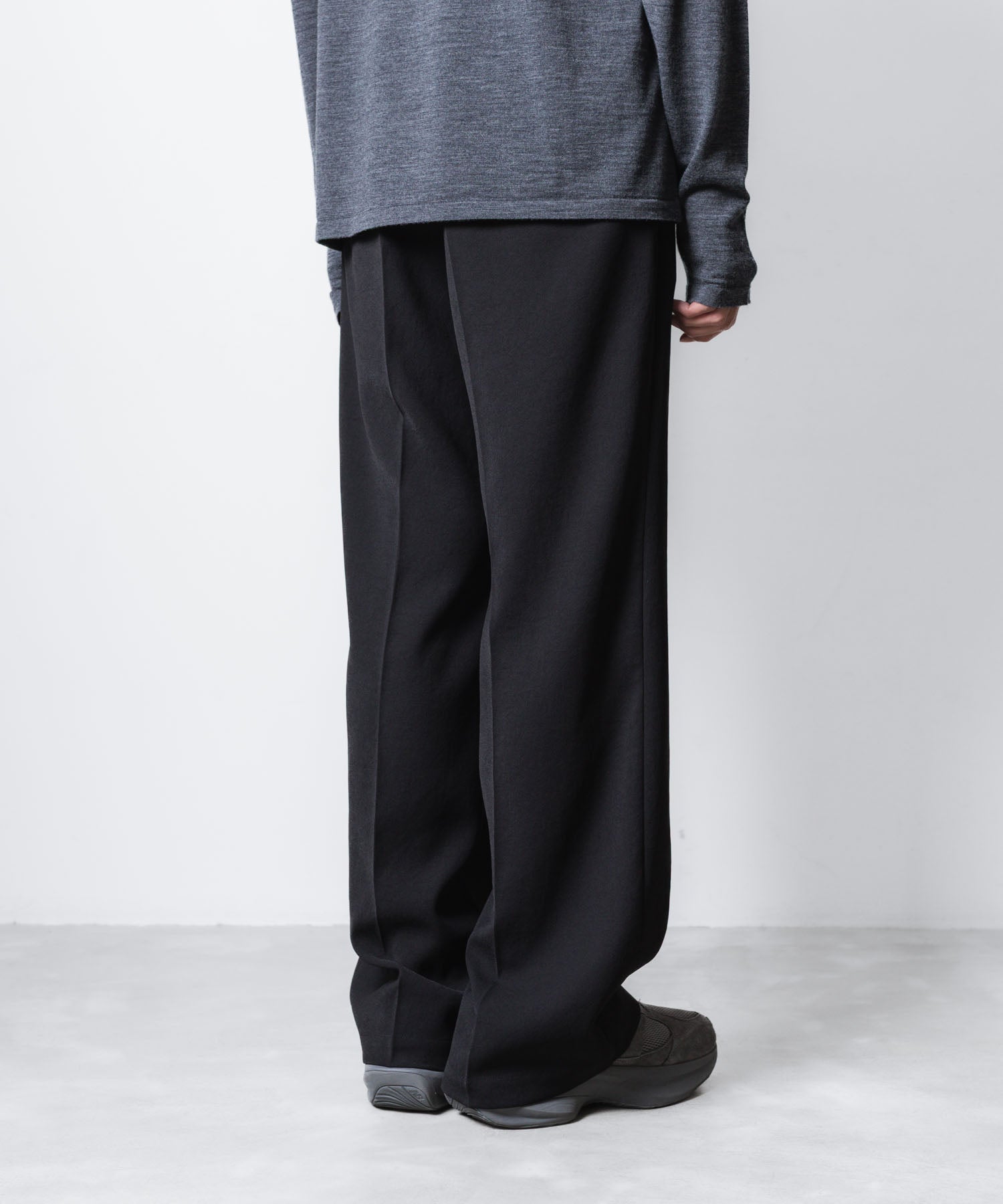 VEIN ヴェインのPE KERSEY 1TUCK TROUSERS - BLACKの公式通販サイトsession福岡セレクトショップ