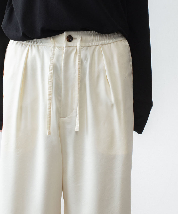 ATTACHMENT アタッチメントのCU/PE FIBRIL SATIN EASY TROUSERS - OFF WHITEの公式通販サイトsession福岡セレクトショップ