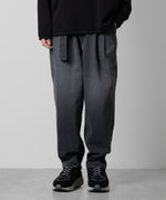 画像をギャラリービューアに読み込む, 【ATTACHMENT】ATTACHMENT アタッチメントの11oz DENIM BELTED TAPERED FIT TROUSERS - BLACK 公式通販サイトsession福岡セレクトショップ
