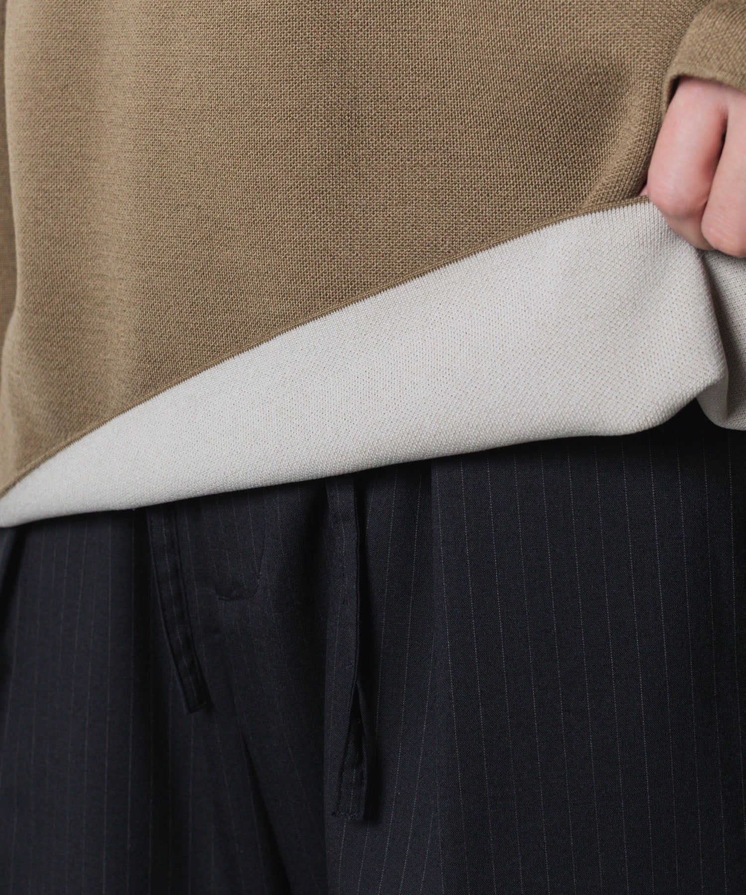 ATTACHMENT アタッチメントのWOxPE DOUBLE FACE KNIT CREW NECK PULLOVER - KHAKIの公式通販サイトsession福岡セレクトショップ