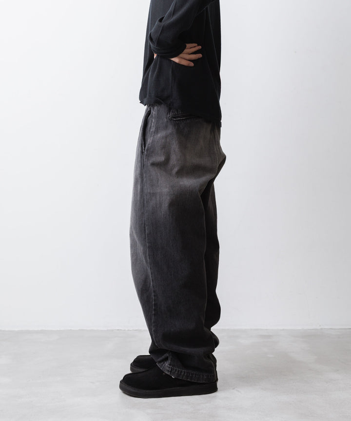 ATTACHMENT / EXCLUSIVE ITEMアタッチメントの11oz DENIM 1TUCK BELTED PANTS  - BLACKの公式通販サイトsession福岡セレクトショップ