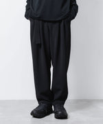 画像をギャラリービューアに読み込む, ATTACHMENT アタッチメントのPE STRETCH DOUBLE CLOTH BELTED WIDE TAPERD TROUSERS - BLACKの公式通販サイトsession福岡セレクトショップ
