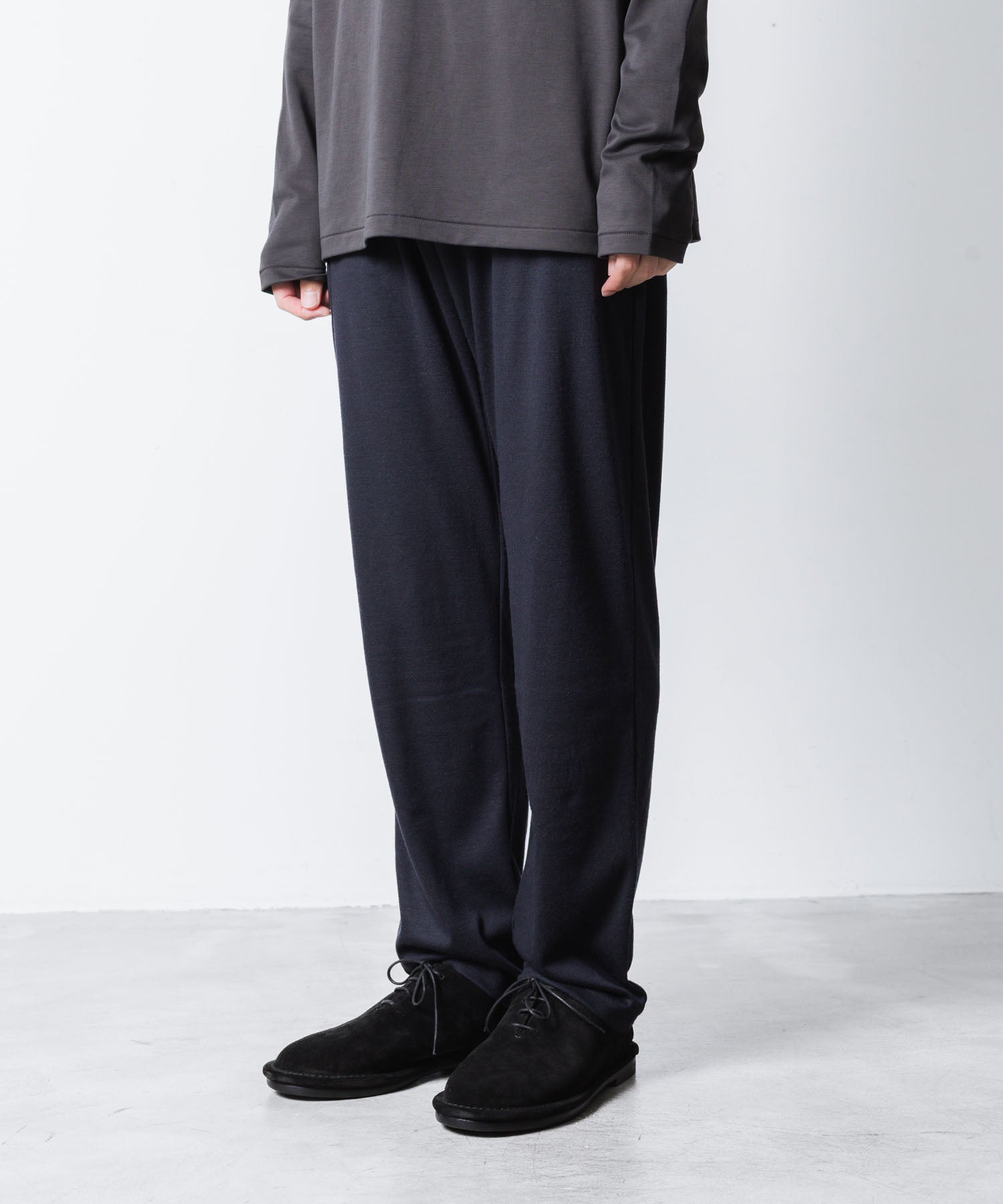 ATTACHMENT アタッチメントの1/60 WOOL SMOOTH SLIM FIT LOUNGE TROUSERS - NAVYの公式通販サイトsession福岡セレクトショップ