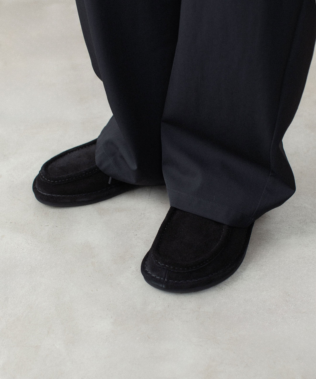 ATTACHMENT アタッチメントのCOW SUEDE TYROLEAN BABOUCHE - BLACKの公式通販サイトsession福岡セレクトショップ