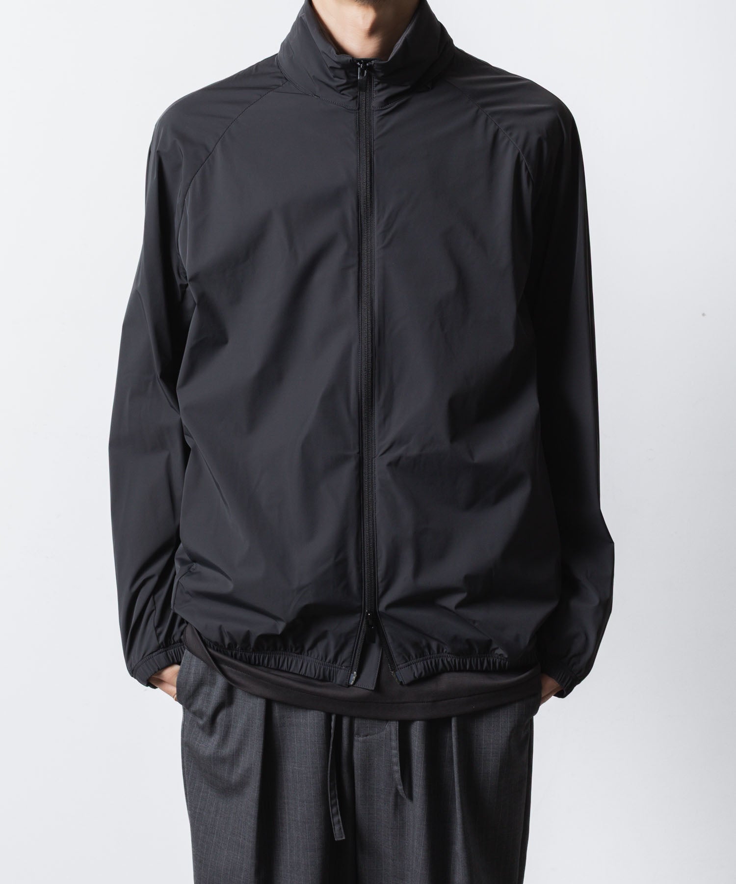 ATTACHMENT アタッチメントのNY 2LAYER STRETCH LIGHT BLOUSON - D.GRAYの公式通販サイトsession福岡セレクトショップ