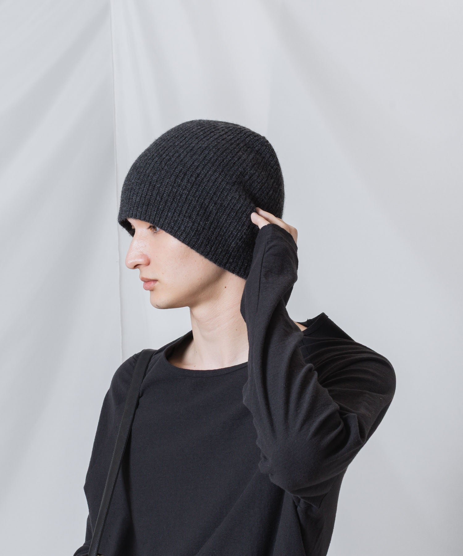 ATTACHMENT アタッチメントのCASHMERE　KNIT BEANIE - D.GRAYの公式通販サイトsession福岡セレクトショップ