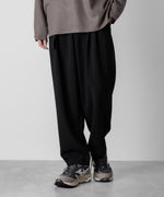 画像をギャラリービューアに読み込む, ATTACHMENT アタッチメントのPE STRETCH DOUBLE CLOTH BELTED TAPERED FIT TROUSERS - BLACK 公式通販サイトsession福岡セレクトショップ
