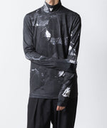 画像をギャラリービューアに読み込む, VEIN ヴェインのPRINTED COOLMAX STRETCH JERSEY VPW HIGH NECK L/S TEE - BLACKの公式通販サイトsession福岡セレクトショップ

