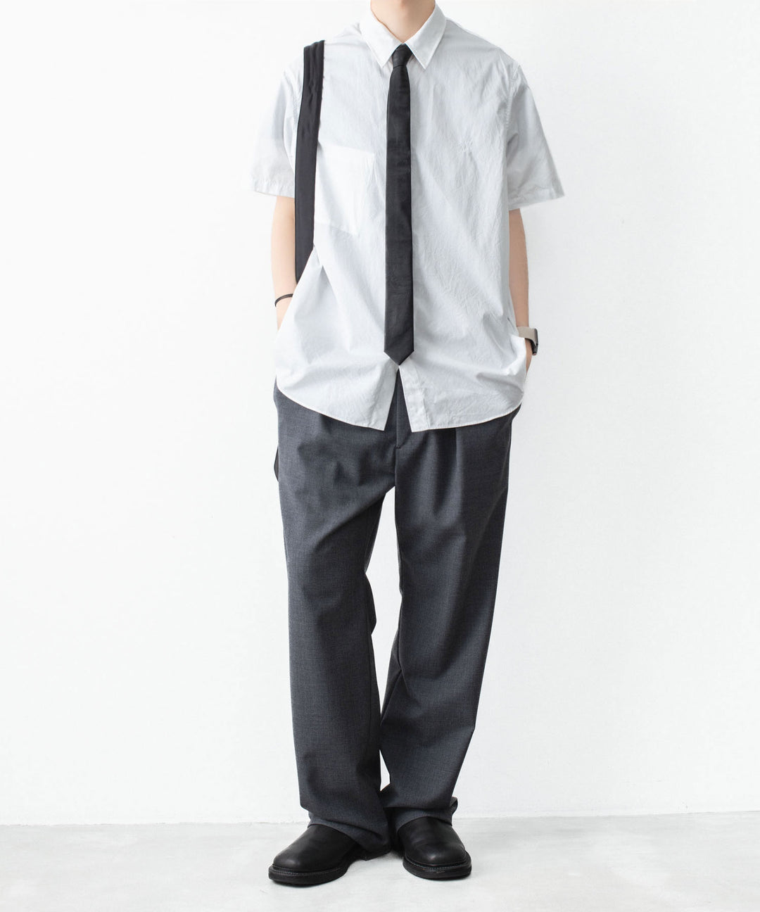 VEIN ヴェインのSYNTHETIC LEATHER NARROW TIE - BLACKの公式通販サイトsession福岡セレクトショップ