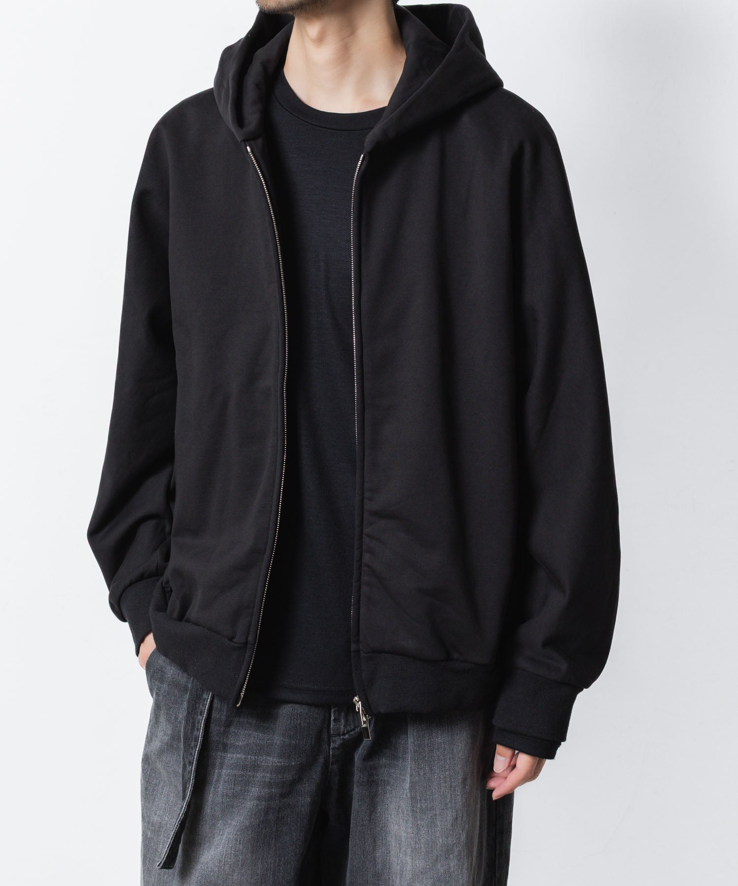 ATTACHMENT アタッチメントのCO STRECH TERRY ZIP UP HOODIE - BLACKの公式通販サイトsession福岡セレクトショップ