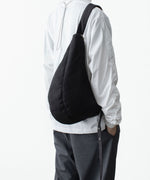 画像をギャラリービューアに読み込む, VEIN ヴェインのREVERSE SATIN SHOULDER BAG - BLACKの公式通販サイトsession福岡セレクトショップ
