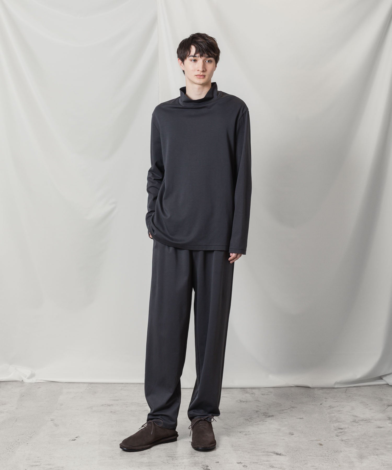 ATTACHMENT アタッチメントのCOTTON DOUBLE FACE SLIM FIT HIGHNECK L/S TEE - D.GRAYの公式通販サイトsession福岡セレクトショップ