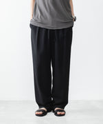 画像をギャラリービューアに読み込む, ATTACHMENT アタッチメントの2/90 WO TWIST TWILL EASY TROUSERS - BLACKの公式通販サイトsession福岡セレクトショップ
