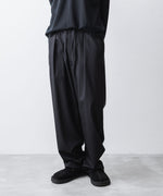 画像をギャラリービューアに読み込む, ATTACHMENT アタッチメントのT/W/SI STRETCH GABARDINE 1TUCK EASY TROUSERS - S.BLACKの公式通販サイトsession福岡セレクトショップ
