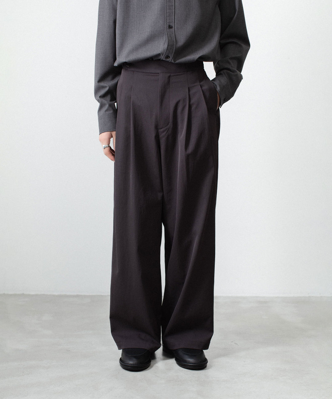 ATTACHMENT アタッチメントのPE/CO/LI DRY TWILL WIDE TROUSERS - BLACKの公式通販サイトsession福岡セレクトショップ
