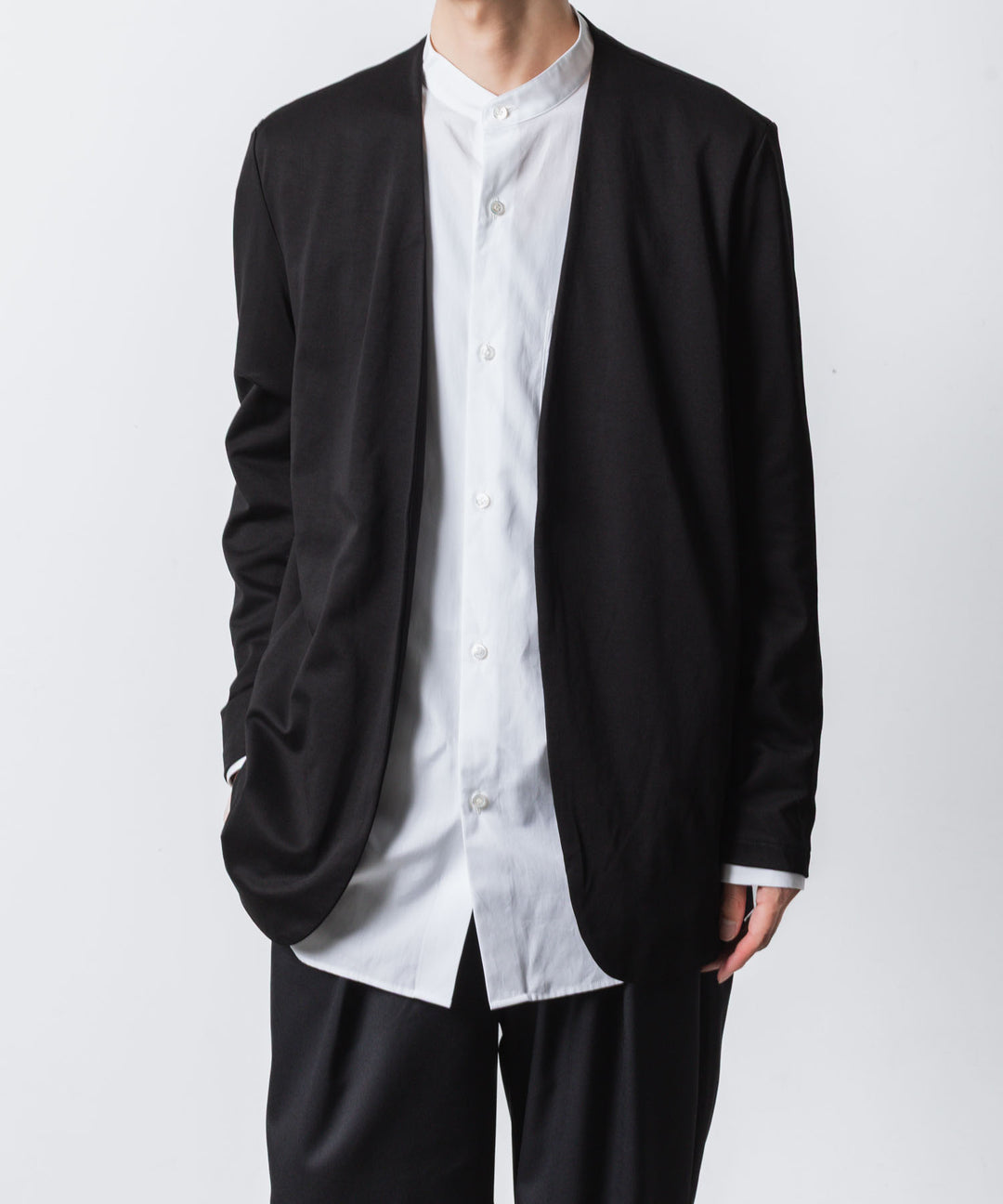 ATTACHMENT アタッチメントのCOTTON DOUBLE FACE COLLARLESS CARDIGAN - BLACKの公式通販サイトsession福岡セレクトショップ