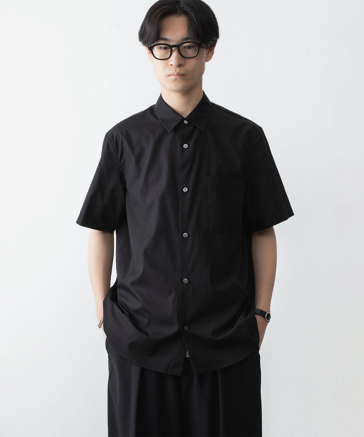 【せいら着用】【Nagomi着用】ブラック Holistic トップス せいら着用】【Nagomi着用】ブラック Holistic トップス 【公式通販】