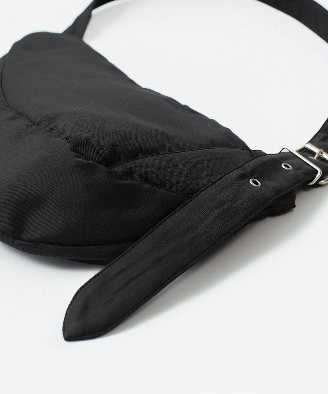 VEIN ヴェインのREVERSE SATIN SHOULDER BAG - BLACKの公式通販サイトsession福岡セレクトショップ