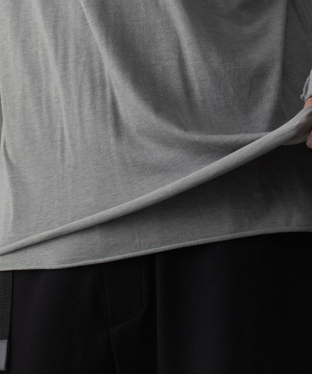 ATTACHMENT アタッチメントのCO/CU JERSEY SLIM FIT LAYERED L/S TEE - KHAKI GRAYの公式通販サイトsession福岡セレクトショップ