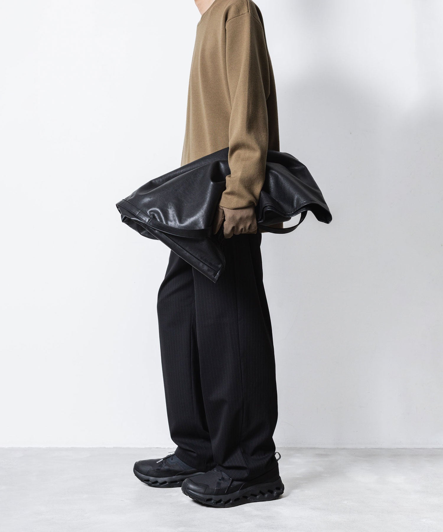 ATTACHMENT アタッチメントのWOxPE DOUBLE FACE KNIT CREW NECK PULLOVER - KHAKIの公式通販サイトsession福岡セレクトショップ