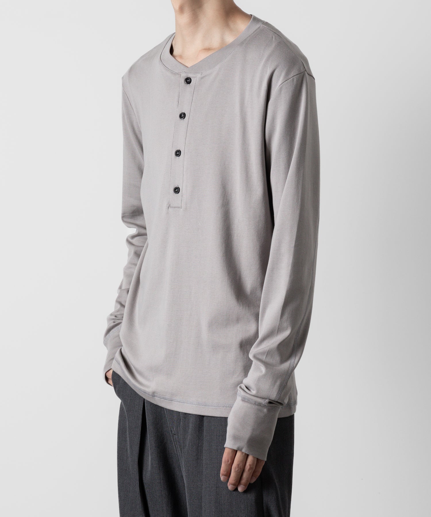 ATTACHMENT アタッチメントのSVIN CO RIB HENLEY NECK L/S TEE - GRAY 公式通販サイトsession福岡セレクトショップ