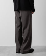 画像をギャラリービューアに読み込む, ATTACHMENT アタッチメントのPE STRETCH TWILL BELTED WIDE FIT TROUSERS - KHAKI GRAY 公式通販サイトsession福岡セレクトショップ
