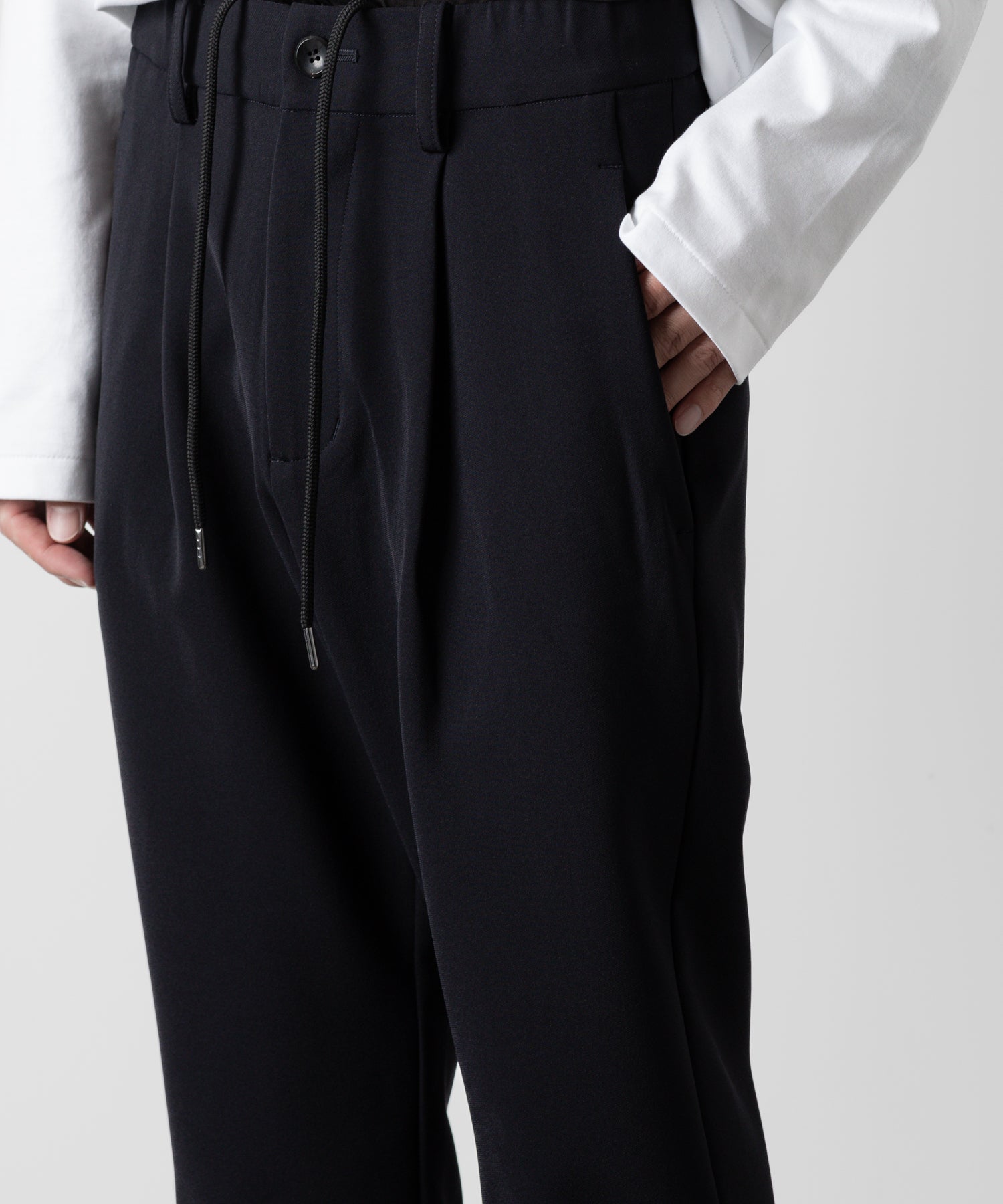 ATTACHMENT アタッチメントのPE STRETCH DOUBLE CLOTH REGULAR FIT EASY TROUSERS - NAVY 公式通販サイトsession福岡セレクトショップ