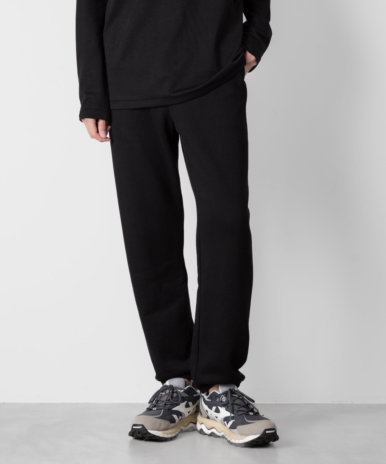 ATTACHMENT アタッチメントのSOFT CLASSIC TERRY SWEAT PANTS - BLACKの公式通販サイトsession福岡セレクトショップ