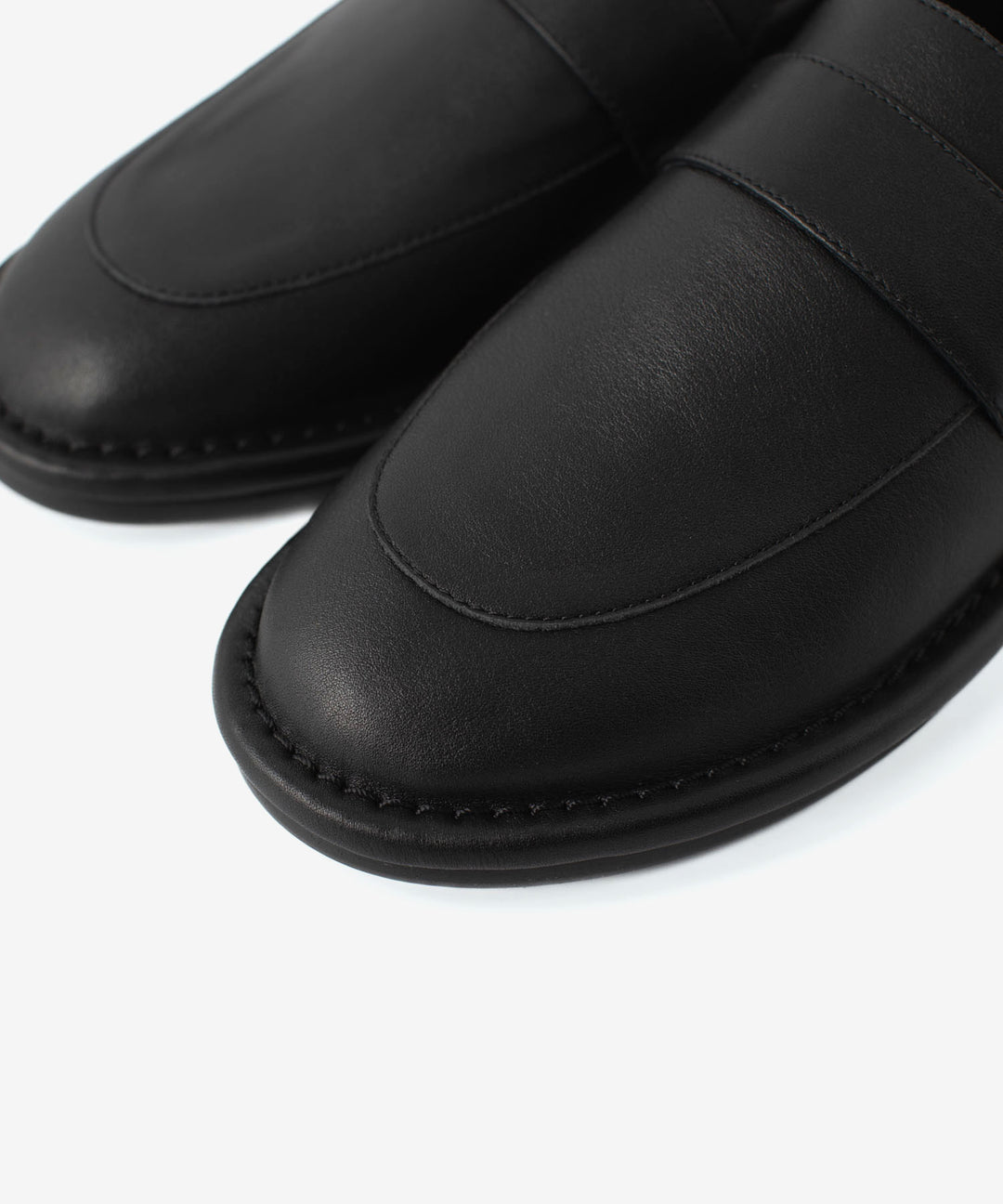 ATTACHMENT アタッチメントのSMOOTH LEATHER LOAFER - BLACKの公式通販サイトsession福岡セレクトショップ